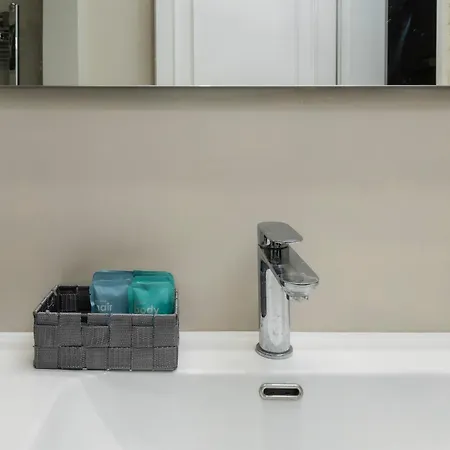 San Pietro Zen House-zeno55 Rome